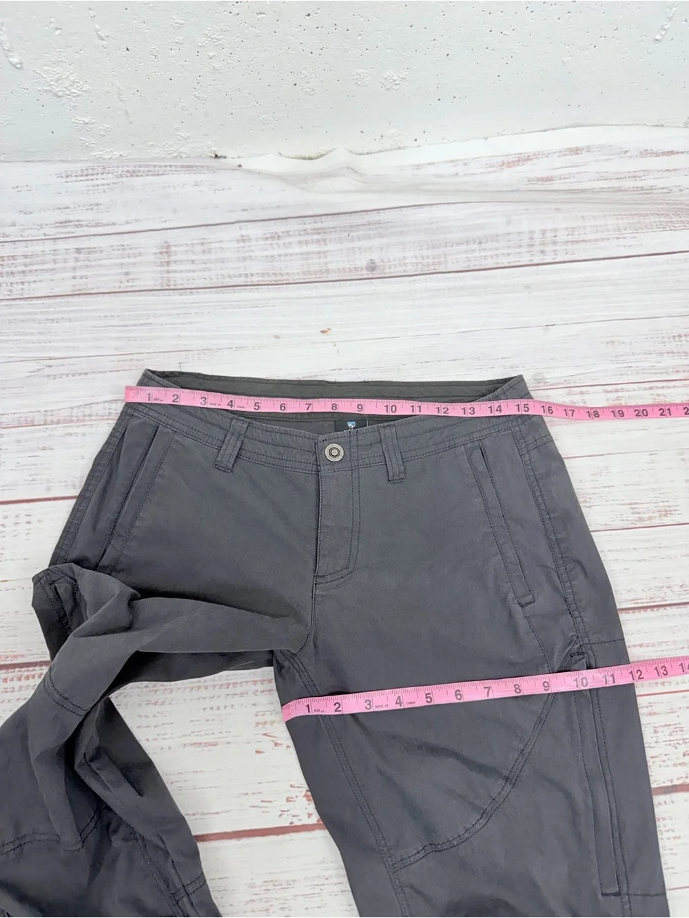 Kuhl Women’s size 8 Legendary Dark Gray Hiking Pants